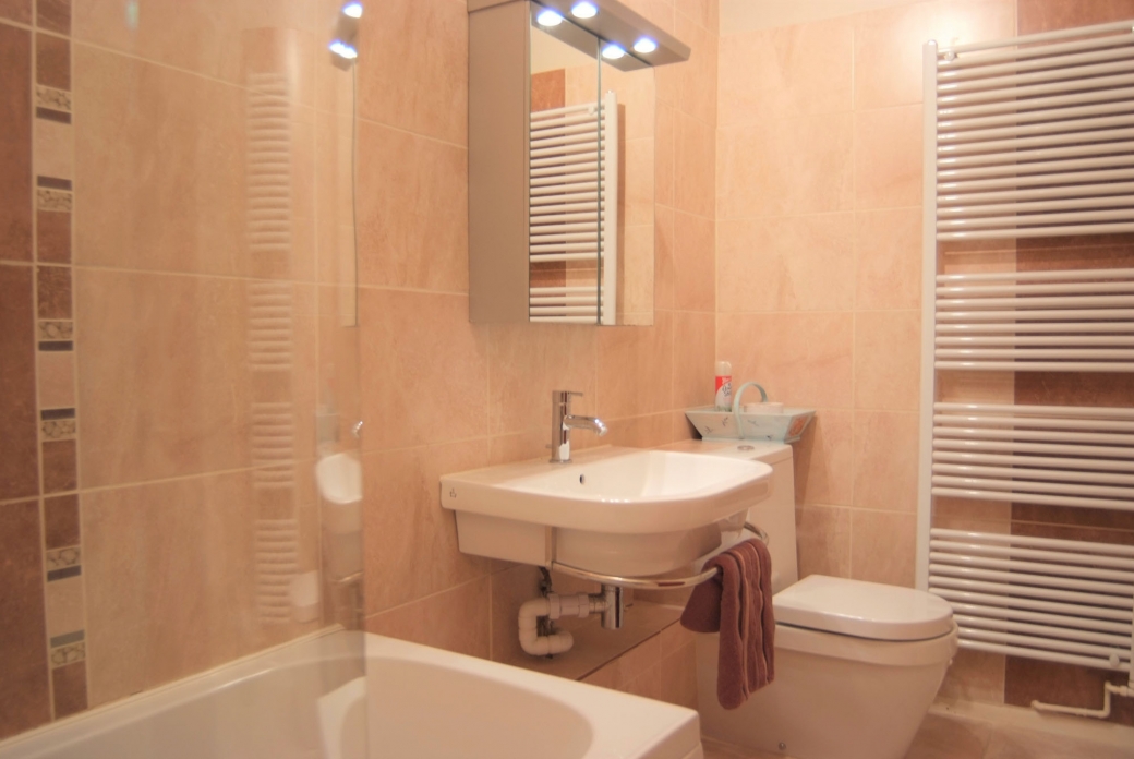 2 Bed Holiday Apartment